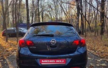 Opel Astra J, 2011 год, 720 000 рублей, 6 фотография