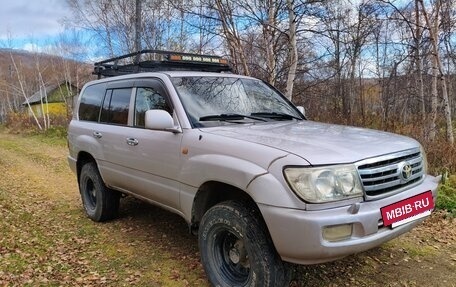 Toyota Land Cruiser 100 рестайлинг 2, 2004 год, 1 600 000 рублей, 2 фотография