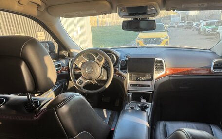 Jeep Grand Cherokee, 2012 год, 1 000 000 рублей, 6 фотография