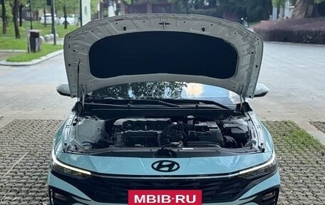 Hyundai Elantra, 2023 год, 1 430 000 рублей, 10 фотография