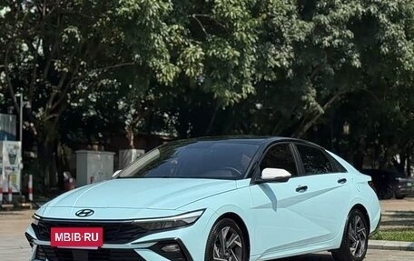 Hyundai Elantra, 2023 год, 1 430 000 рублей, 4 фотография