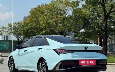 Hyundai Elantra, 2023 год, 1 430 000 рублей, 5 фотография