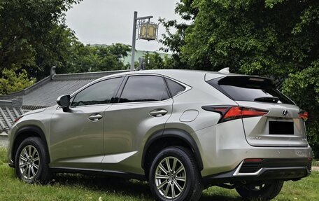 Lexus NX I, 2020 год, 2 675 000 рублей, 6 фотография