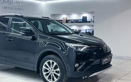 Toyota RAV4, 2018 год, 2 650 000 рублей, 3 фотография