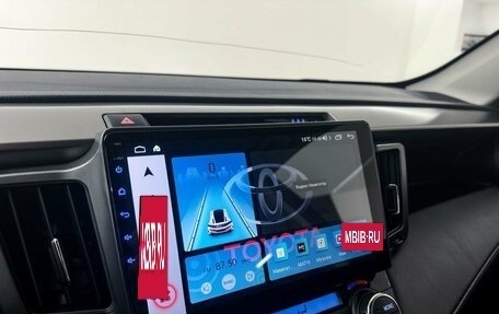 Toyota RAV4, 2018 год, 2 650 000 рублей, 18 фотография