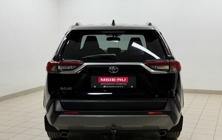 Toyota RAV4, 2021 год, 2 915 000 рублей, 5 фотография