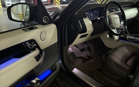Land Rover Range Rover IV рестайлинг, 2018 год, 6 300 000 рублей, 10 фотография