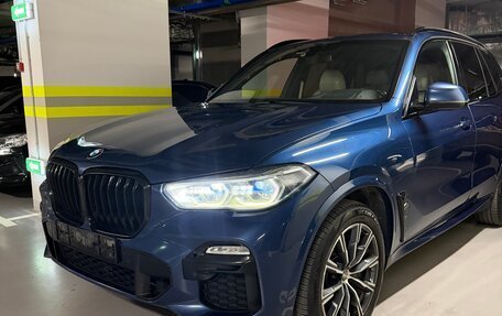 BMW X5, 2019 год, 5 750 000 рублей, 2 фотография