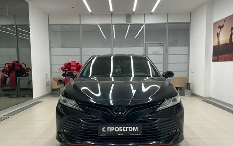 Toyota Camry, 2020 год, 2 800 000 рублей, 2 фотография