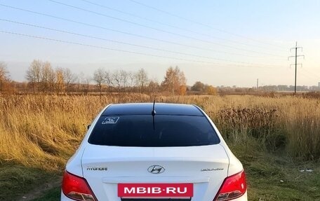 Hyundai Solaris II рестайлинг, 2014 год, 930 000 рублей, 3 фотография