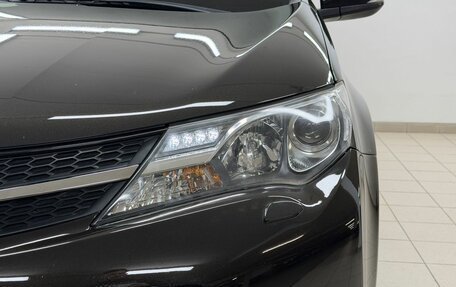 Toyota RAV4, 2015 год, 1 860 000 рублей, 7 фотография