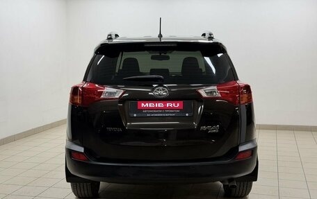 Toyota RAV4, 2015 год, 1 860 000 рублей, 4 фотография