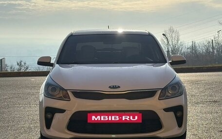 KIA Rio IV, 2017 год, 1 015 000 рублей, 2 фотография