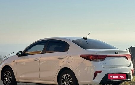 KIA Rio IV, 2017 год, 1 015 000 рублей, 4 фотография