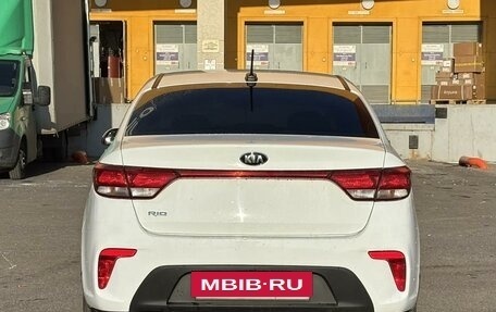 KIA Rio IV, 2017 год, 1 015 000 рублей, 5 фотография