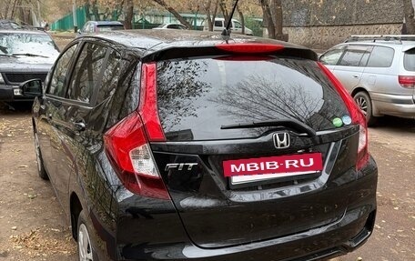 Honda Fit III, 2019 год, 1 180 000 рублей, 4 фотография