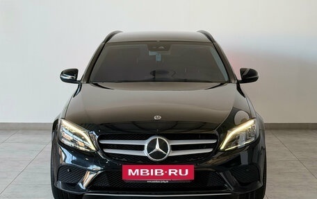 Mercedes-Benz C-Класс, 2019 год, 2 390 000 рублей, 2 фотография