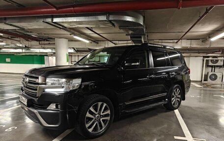 Toyota Land Cruiser 200, 2016 год, 4 900 000 рублей, 4 фотография