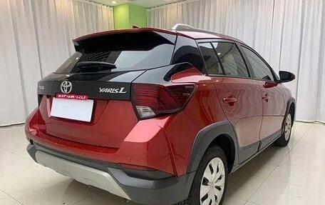 Toyota Yaris XP150 рестайлинг, 2022 год, 925 000 рублей, 4 фотография