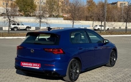 Volkswagen Golf VIII, 2022 год, 2 470 000 рублей, 2 фотография