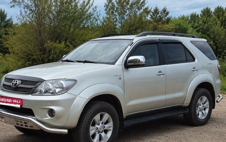 Toyota Fortuner I, 2007 год, 2 300 000 рублей, 3 фотография
