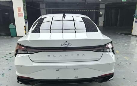Hyundai Elantra, 2021 год, 1 300 000 рублей, 5 фотография