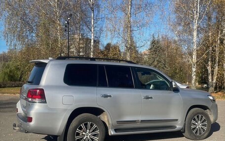 Toyota Land Cruiser 200, 2016 год, 5 490 000 рублей, 4 фотография
