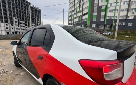 Renault Logan II, 2015 год, 245 000 рублей, 2 фотография