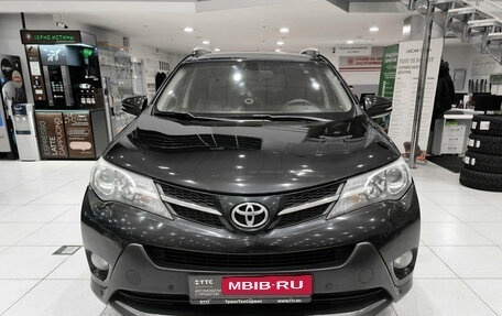 Toyota RAV4, 2013 год, 1 850 000 рублей, 6 фотография