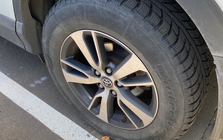 Toyota RAV4, 2019 год, 3 325 000 рублей, 6 фотография