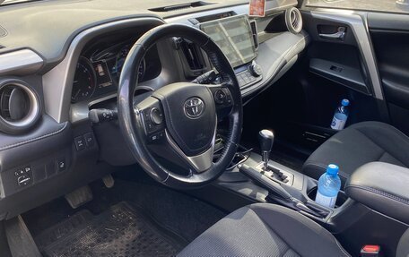 Toyota RAV4, 2019 год, 3 325 000 рублей, 7 фотография