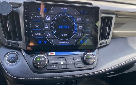 Toyota RAV4, 2019 год, 3 325 000 рублей, 11 фотография