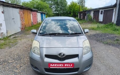 Toyota Vitz, 2010 год, 450 000 рублей, 2 фотография