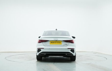 Mercedes-Benz A-Класс, 2022 год, 1 950 000 рублей, 7 фотография