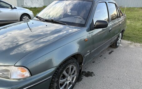 Daewoo Nexia I рестайлинг, 2004 год, 265 000 рублей, 2 фотография