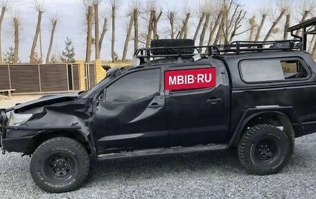 Toyota Hilux VII, 2012 год, 680 000 рублей, 3 фотография