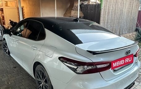 Toyota Camry, 2021 год, 3 200 000 рублей, 3 фотография