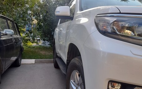 Toyota Land Cruiser Prado 150 рестайлинг, 2018 год, 4 500 000 рублей, 3 фотография