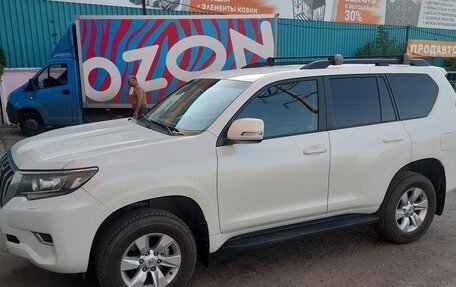Toyota Land Cruiser Prado 150 рестайлинг, 2018 год, 4 500 000 рублей, 5 фотография