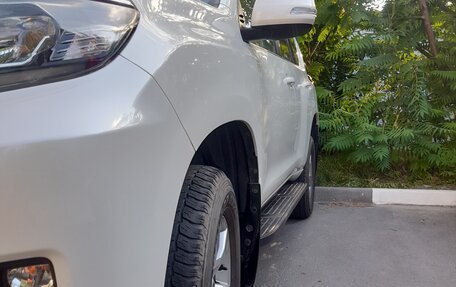 Toyota Land Cruiser Prado 150 рестайлинг, 2018 год, 4 500 000 рублей, 4 фотография