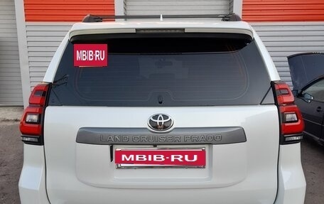 Toyota Land Cruiser Prado 150 рестайлинг, 2018 год, 4 500 000 рублей, 6 фотография