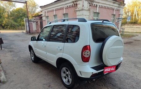Chevrolet Niva I рестайлинг, 2019 год, 960 000 рублей, 6 фотография