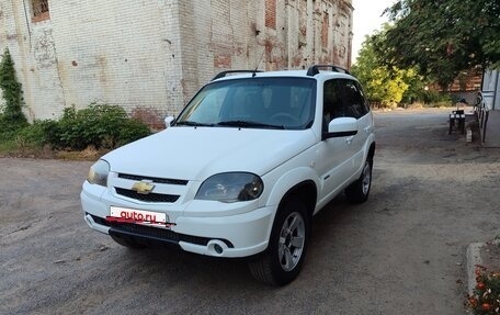Chevrolet Niva I рестайлинг, 2019 год, 960 000 рублей, 2 фотография