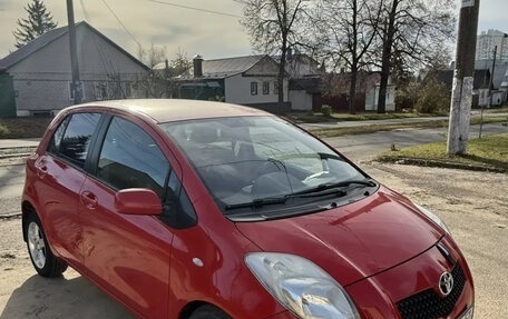 Toyota Yaris III, 2008 год, 580 000 рублей, 2 фотография