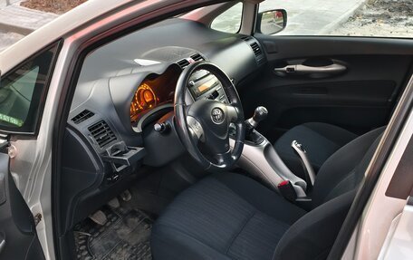Toyota Auris II, 2008 год, 620 000 рублей, 6 фотография