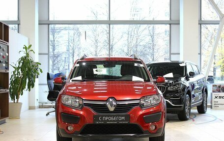 Renault Sandero II рестайлинг, 2016 год, 920 000 рублей, 2 фотография