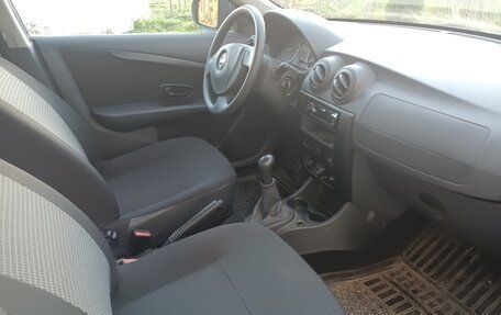 Nissan Almera, 2015 год, 750 000 рублей, 2 фотография