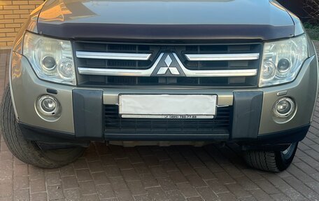 Mitsubishi Pajero IV рестайлинг 2, 2008 год, 1 150 000 рублей, 4 фотография