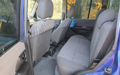 Mitsubishi Pajero Pinin, 2003 год, 600 000 рублей, 11 фотография