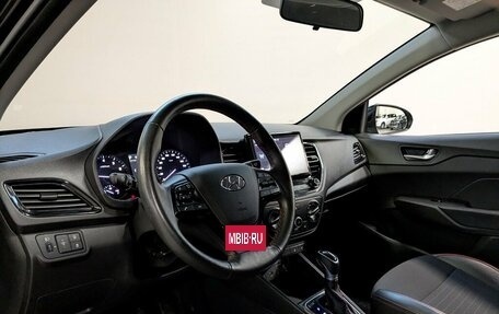 Hyundai Solaris II рестайлинг, 2022 год, 1 730 000 рублей, 2 фотография